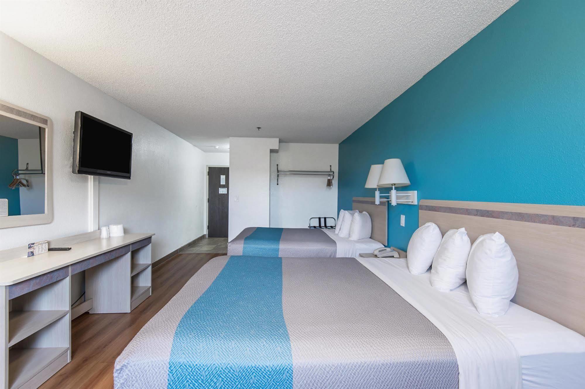 Motel 6-Lawrence, Ks Extérieur photo