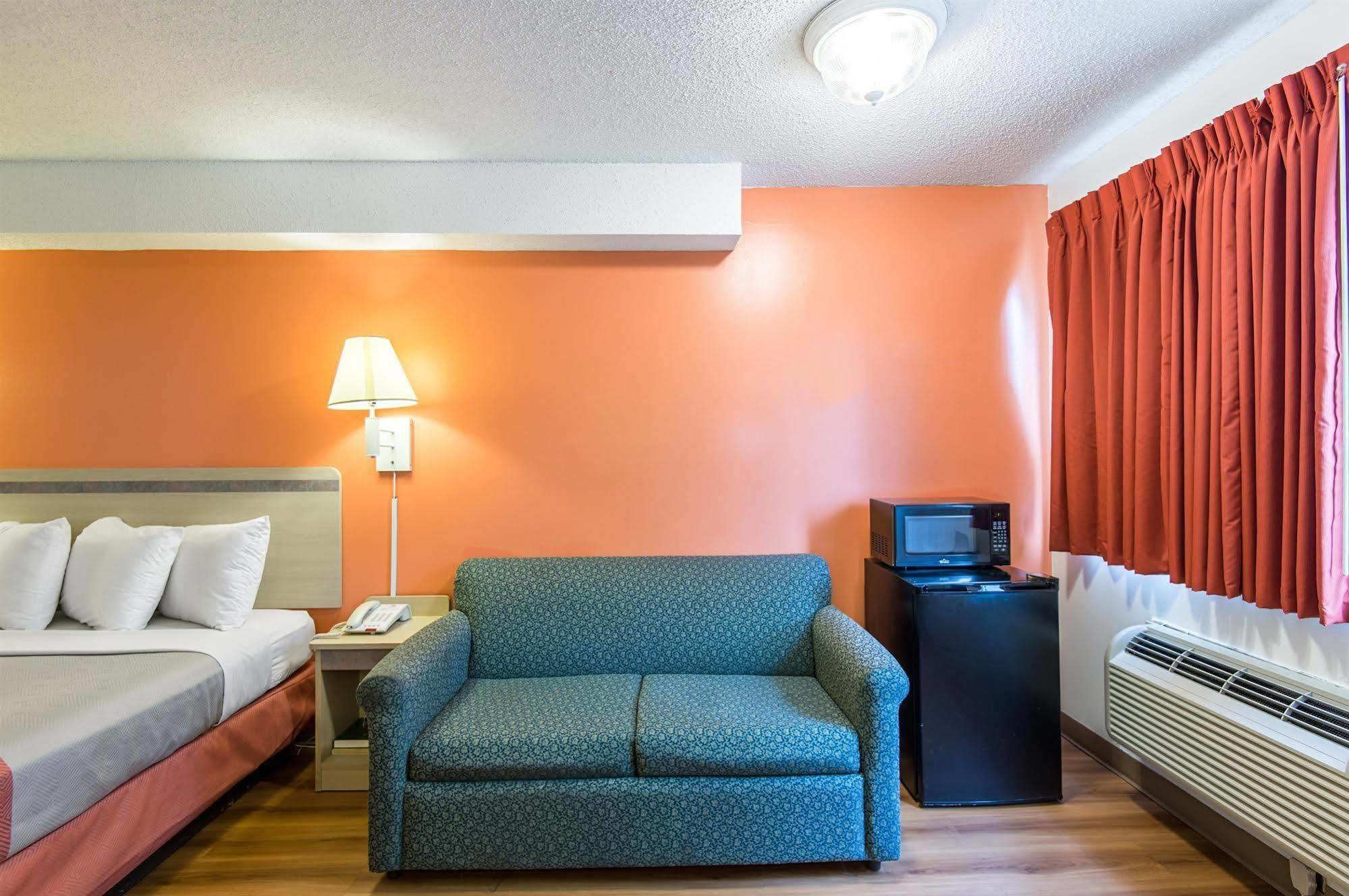 Motel 6-Lawrence, Ks Extérieur photo